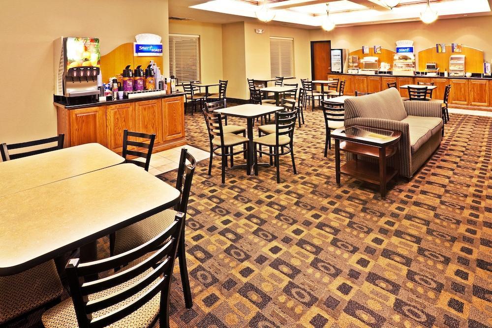 Route 66 Inn & Suites Маямі Екстер'єр фото