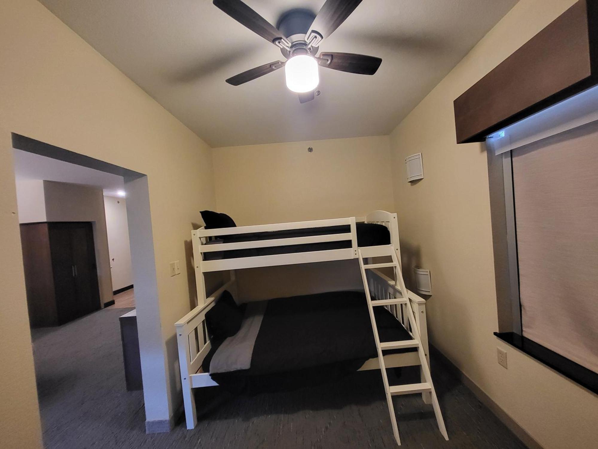 Route 66 Inn & Suites Маямі Екстер'єр фото