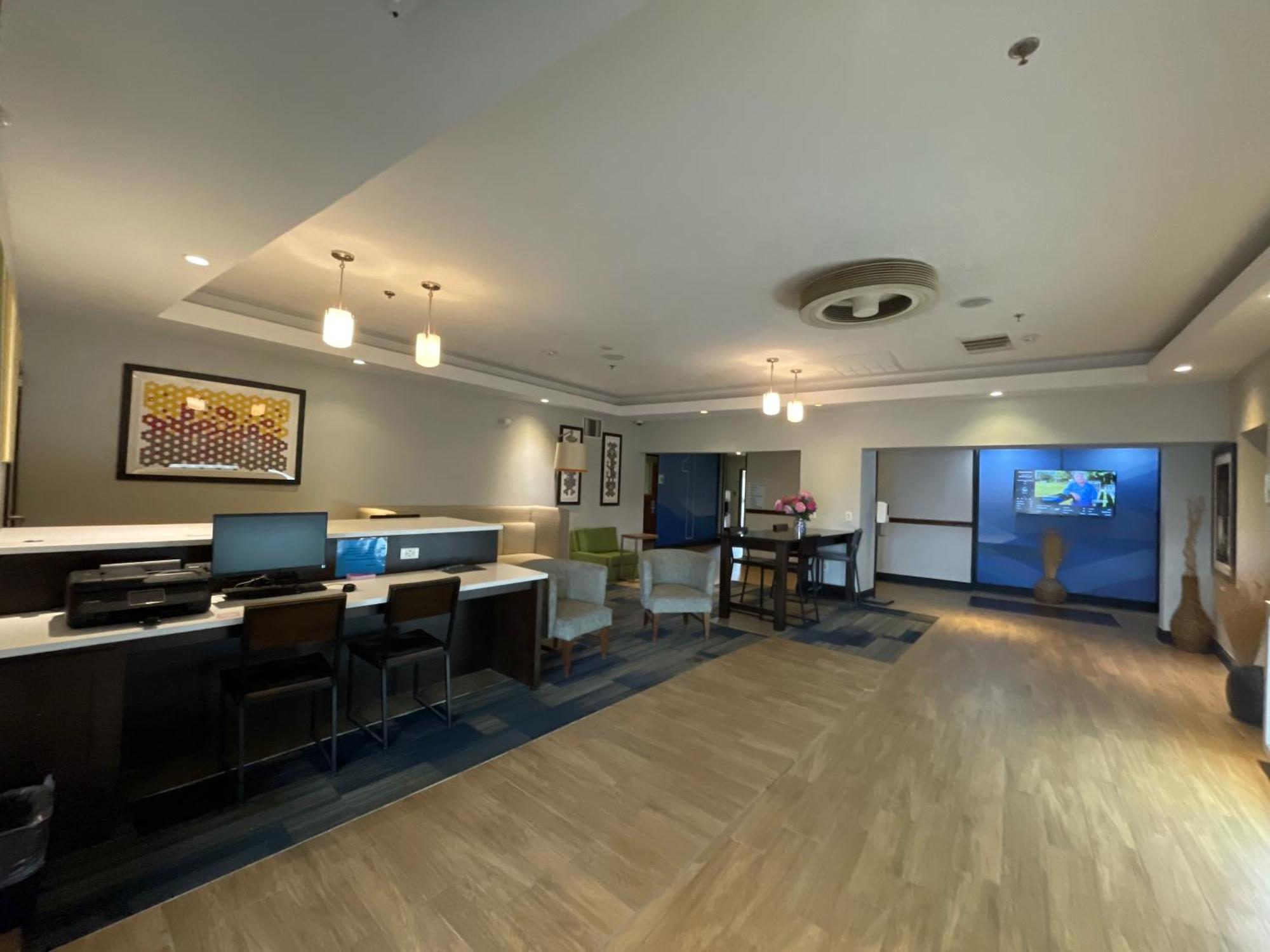 Route 66 Inn & Suites Маямі Екстер'єр фото